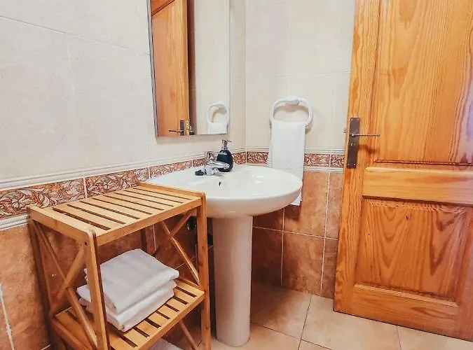 Acogedor Besos De Elah * San Bartolomé