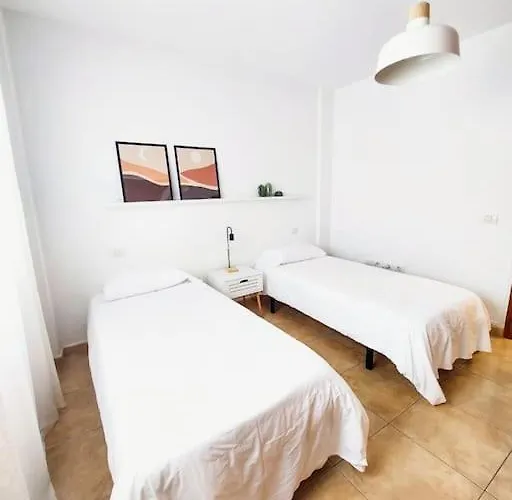 Acogedor Besos De Elah * San Bartolomé