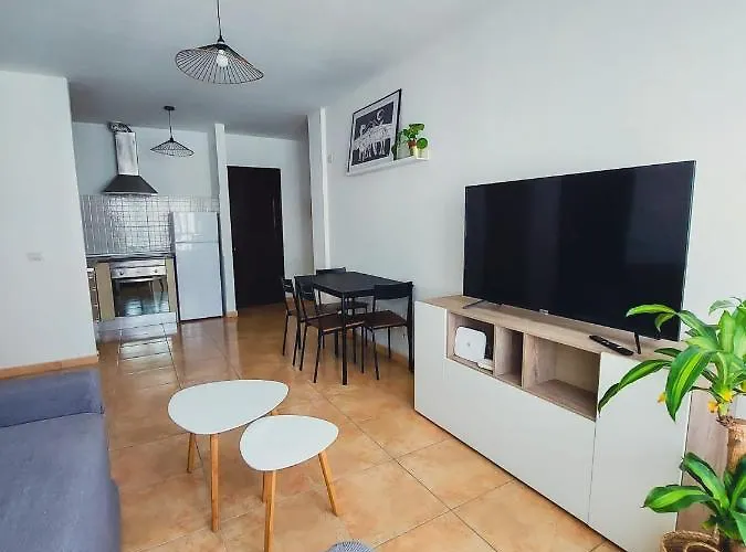 Acogedor Besos De Elah *